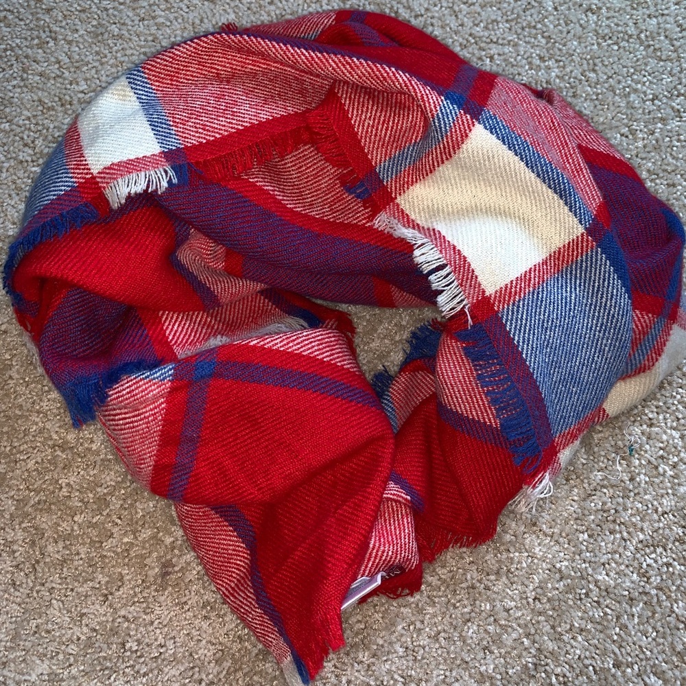 red, white, and blue blanket scarf